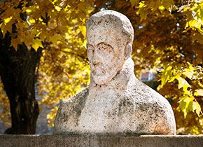 Bust of historian Istvánffy Miklós